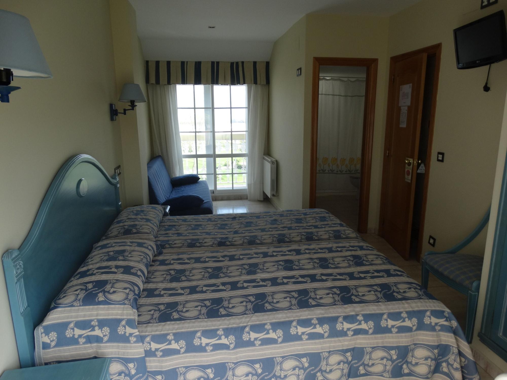 Hotel Los Juncos Noja Bagian luar foto
