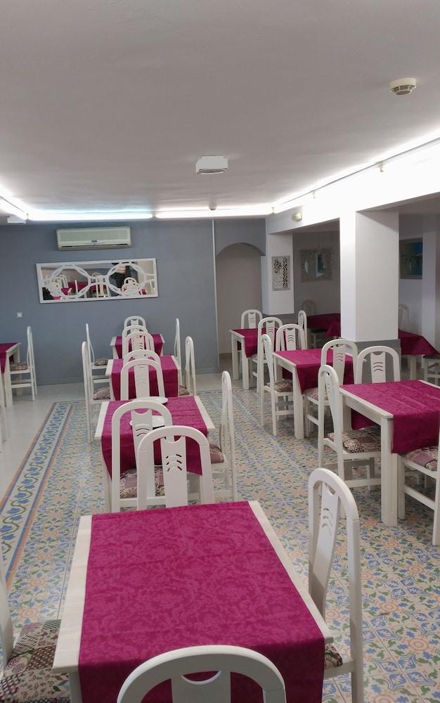 Hotel Los Juncos Noja Bagian luar foto