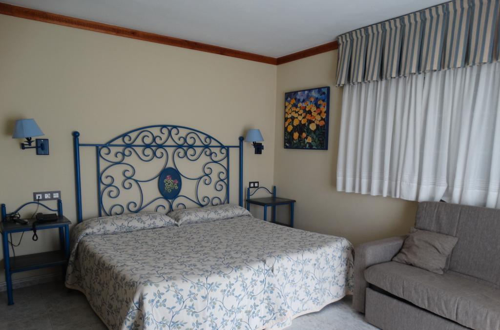 Hotel Los Juncos Noja Bagian luar foto